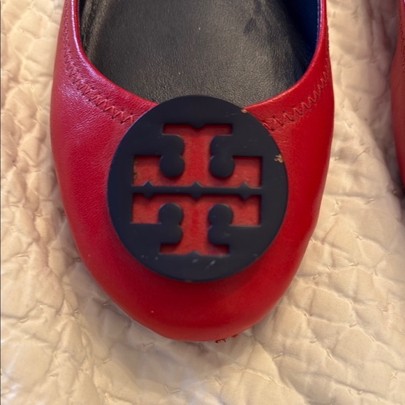 Tory Burch Red and Black Flats with Logo - Picture 6 of 7